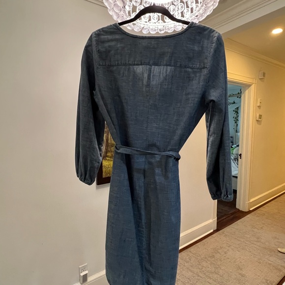Great, versatile Small denim J. Crew Dress with matching belt. - Picture 5 of 8